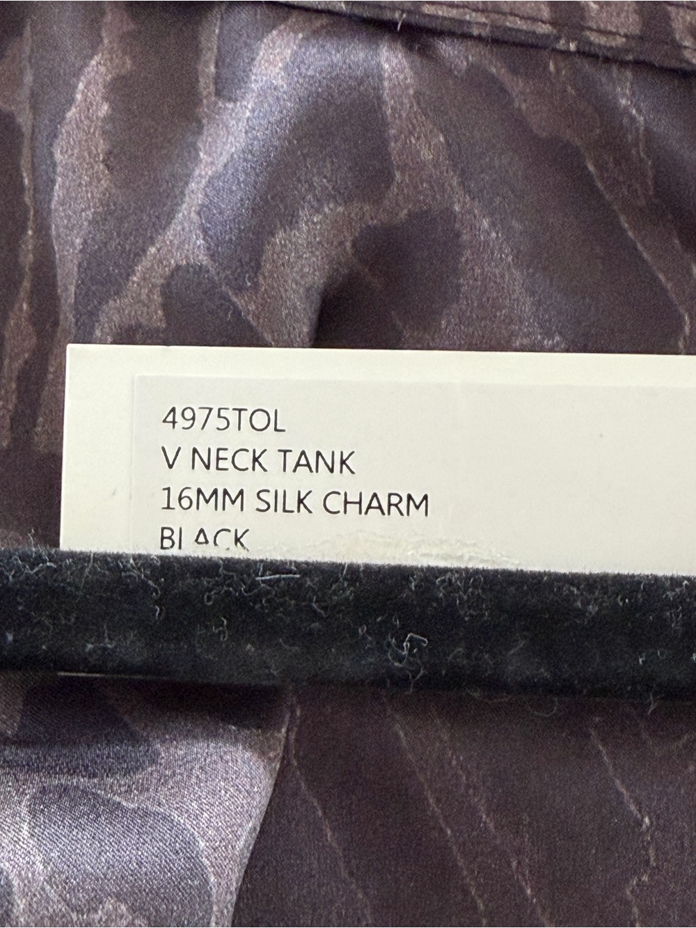 L'AGENCE 100% Silk Charmeuse Black & Grey Leopard Print V-Neck Camisole Size XS - Picture 7 of 9